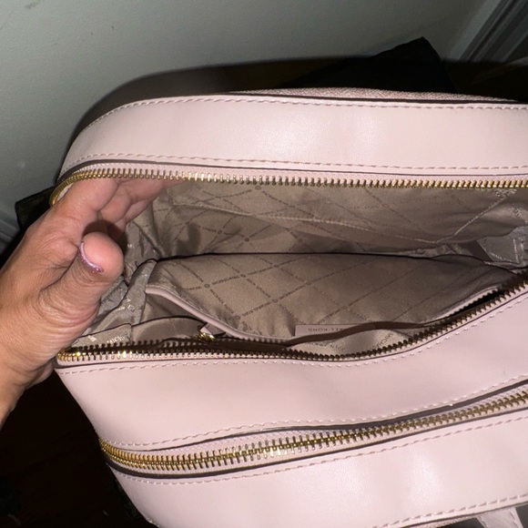 Michael Kora Backpack - Picture 4 of 5